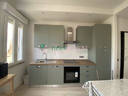 Two-room Apartment Sleeps 5 IN THE NEW Town Area-rif Lopa2