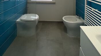 Two-room Apartment Sleeps 5 IN THE NEW Town Area-rif Lopa2