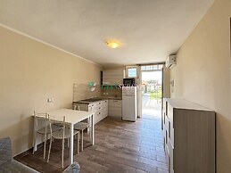 5 Beds With Garden and air Conditioning-rif Pagaps