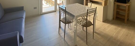 Two-room Apartment Sleeps 5 IN THE NEW Town Area-rif Lopa1