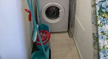 Two-room Apartment Sleeps 5 IN THE NEW Town Area-rif Lopa1