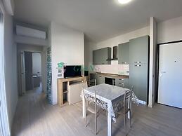 Two-room Apartment Sleeps 5 IN THE NEW Town Area-rif Lopa1