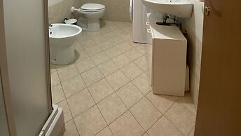 Two-room Apartment Sleeps 4 IN THE LA Piana Area-rif Mazze