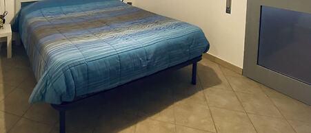 Two-room Apartment Sleeps 4 IN THE LA Piana Area-rif Mazze