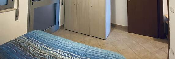 Two-room Apartment Sleeps 4 IN THE LA Piana Area-rif Mazze