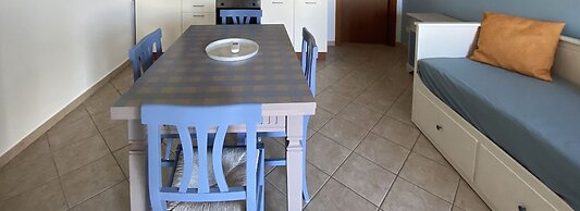 Two-room Apartment Sleeps 4 IN THE LA Piana Area-rif Mazze