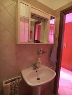 Three-room Apartment Sleeps 5 Coop Area-rif Giunto