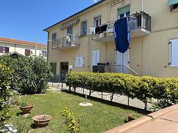 Three-room Apartment Sleeps 5 Coop Area-rif Giunto