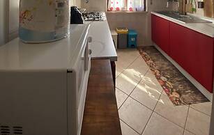 Villa Papini Seafront With 3 Apartments and Garden-rif Papi