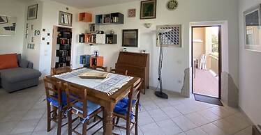 Villa Papini Seafront With 3 Apartments and Garden-rif Papi