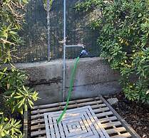 Villa Papini Seafront With 3 Apartments and Garden-rif Papi