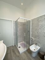 5 bed Places With Parking Space - Ross2s-rif Ross2s