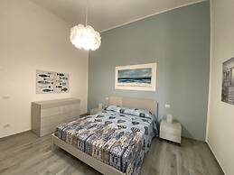 5 bed Places With Parking Space - Ross2s-rif Ross2s