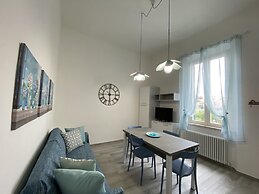 5 bed Places With Parking Space - Ross2s-rif Ross2s