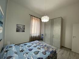 5 bed Places With Parking Space - Ross2s-rif Ross2s