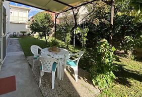 Three-room Apartment Sleeps 3 IN THE NEW Town Area - Ref Costa-rif Cos