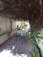 4 bed Places in the new Town Area - Ref Manto-rif Manto