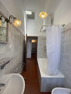 4 bed Places in the new Town Area - Ref Manto-rif Manto