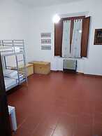 4 bed Places in the new Town Area - Ref Manto-rif Manto