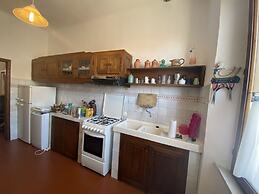 4 bed Places in the new Town Area - Ref Manto-rif Manto