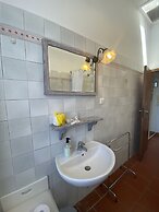 4 bed Places in the new Town Area - Ref Manto-rif Manto