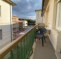 Apartment in a Building Facing the Sea-rif Florida