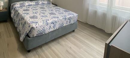 Seafront Building With Private Parking Space-rif Ross2m