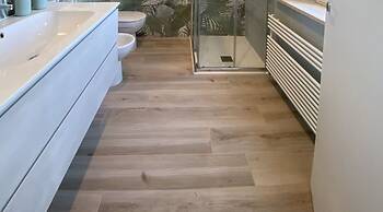 Seafront Building With Private Parking Space-rif Ross2m