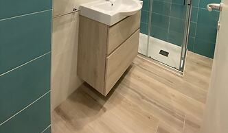 Seafront Building With Private Parking Space-rif Ross2m