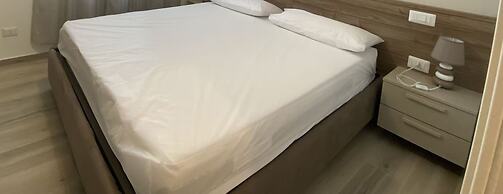 Seafront Building With Private Parking Space-rif Ross2m