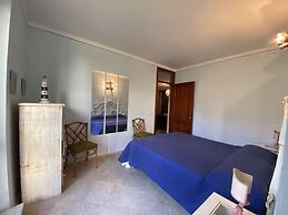 Apartment in Villa With Garden-rif Gioco