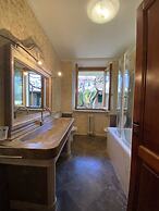 Apartment in Villa With Garden-rif Gioco