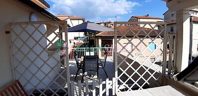 3 Room Apartment Sleeps 5 IN THE Acquaviva Area-rif Sera