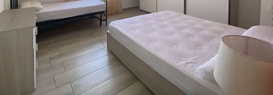 3 Room Apartment Sleeps 5 IN THE Acquaviva Area-rif Sera