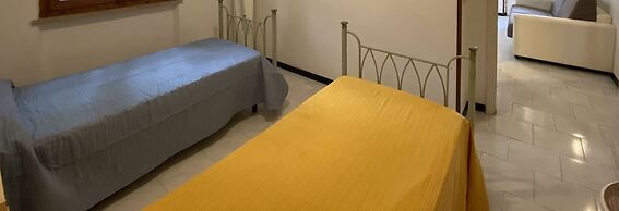 6 Beds at the Conchiglia -rif Ostro