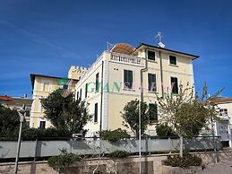 Apartment in Central Area and Close to the Port-rif Saggi