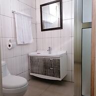 Royal Gibson Hotel Ltd