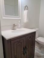 Walk to Duke Campus 1 Bedroom in Trinity Park