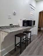 Walk to Duke Campus 1 Bedroom in Trinity Park