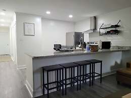Renovated 2 Bed Walltown Home Walk to Duke B