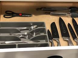 Recently Renovated Chic Durham Farmhouse