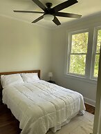 Renovated 1 Bedroom in Forest Hills - B