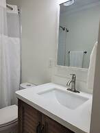 Renovated 2 Bed Walltown Home Walk to Duke A