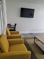 Renovated 2 Bed Walltown Home Walk to Duke A