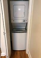 Renovated Cottage Minutes From Downtown