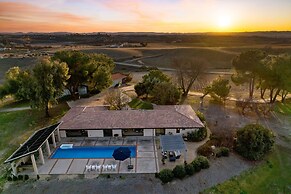 Private Pool Firepit Wine Room Near Top Paso Wineries Devi Ranch