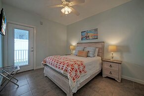 Chic 2BR Coastal Condo Shared Pool Near the Beach Envy the Adventure
