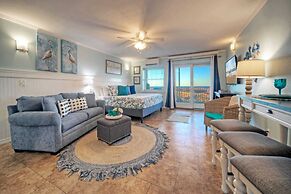 2 Condos in Beachfront Complex Pool Pickleball Bubbly Blew Seaside Ble