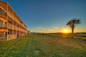 2 Condos in Beachfront Complex Pool Pickleball Bubbly Blew Seaside Ble