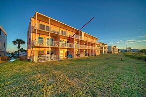 2 Condos in Beachfront Complex Pool Pickleball Bubbly Blew Seaside Ble